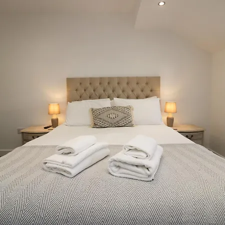 Edgemere Hideaway Holiday home